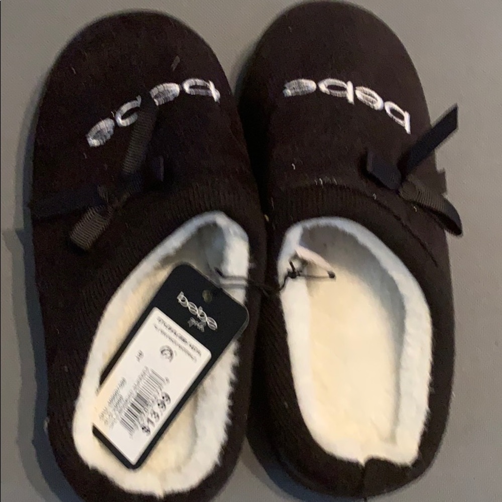 Slippers - Picture 3 of 4